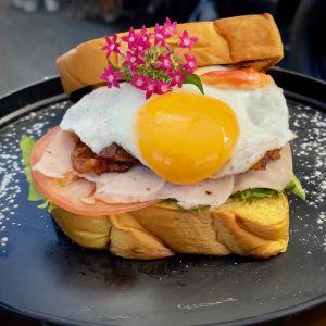 Descubre Los Mejores Lugares para Desayunar en Cabo Rojo: Delicias Matutinas en el Paraíso