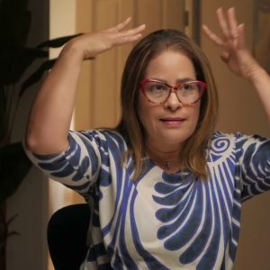 Estrategias Financieras para Tiempos Difíciles: Claves para Superar la Crisis con Michelle Ruiz