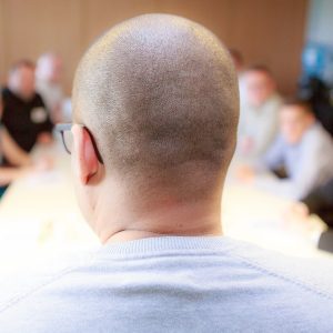 Cómo Delegar Responsabilidades Sin Perder el Control del Equipo