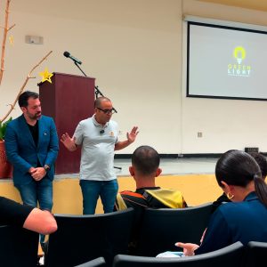 10 Errores de Marketing que Están Frenando tu Negocio Local (Y Cómo Solucionarlos con Caborojo.com)