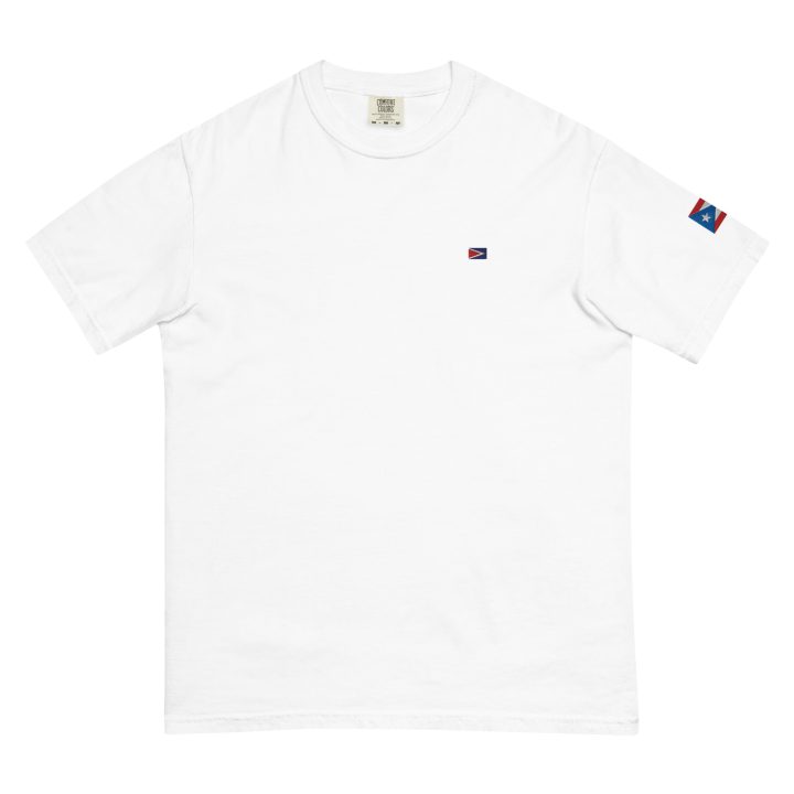 Camiseta con Bordado de la Bandera de Cabo Rojo y de Puerto Rico – Orgullo, Estilo y Confort